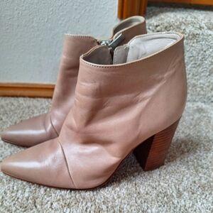 Zara Womens Tan Leather Pointed Toe Block Heel Side Zip Bootie Womens Size 6.5